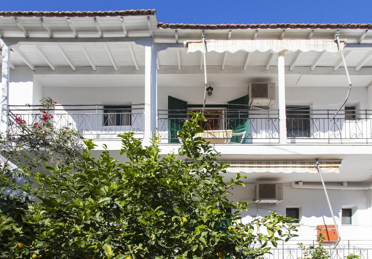 Aparthotel Fraxi Beach Nikiana Exterior foto
